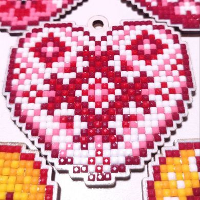 Фото Алмазна мозаїка Сердечки двосторонні у картонній коробці (комплект) ТМ Алмазна мозаіка (DMSk-008) від інтернет-магазину рукоділля Sylarozumu.com.ua